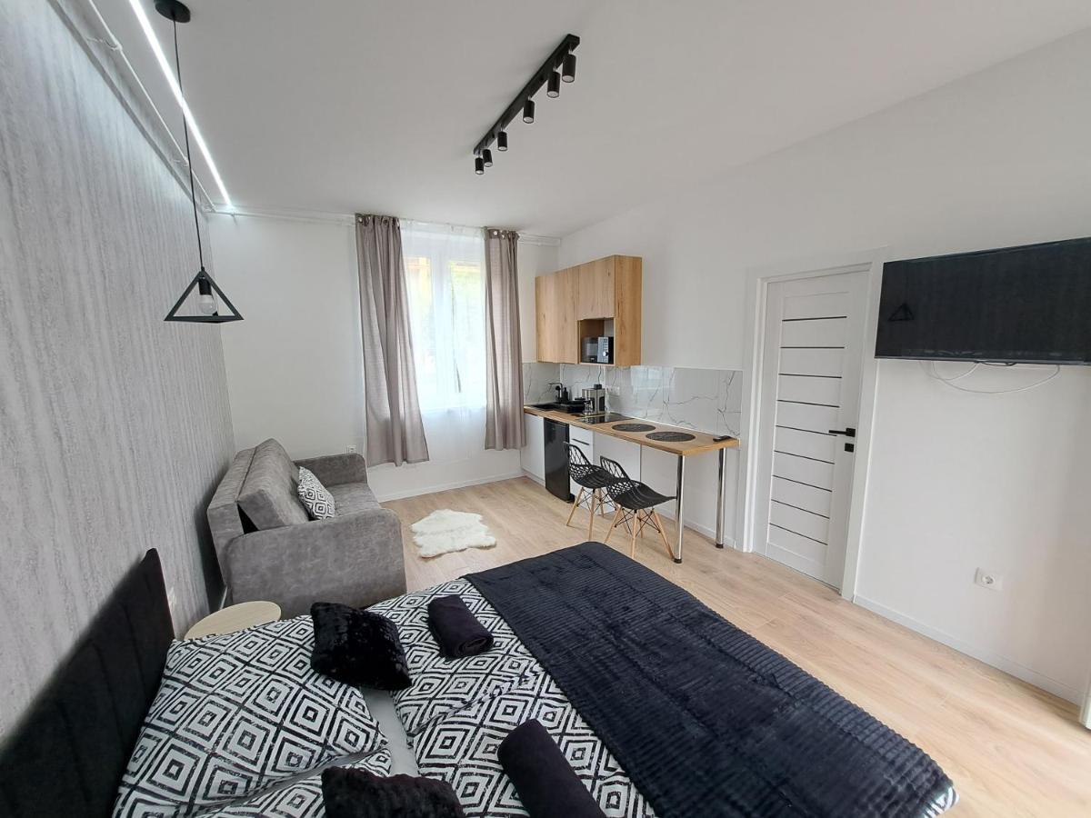 Belvarosi Lux Apartman Вашарошномийнь Екстер'єр фото
