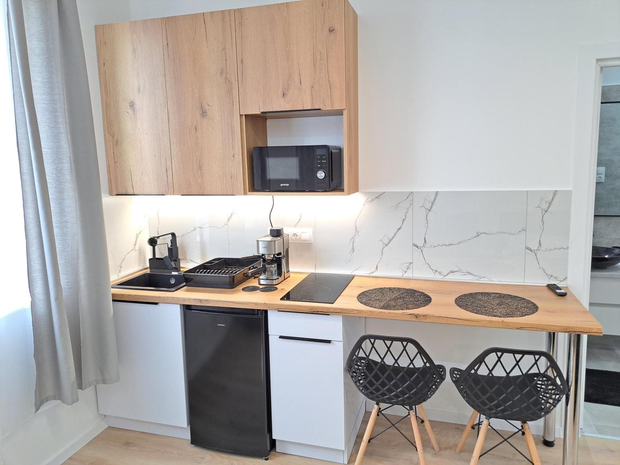 Belvarosi Lux Apartman Вашарошномийнь Екстер'єр фото