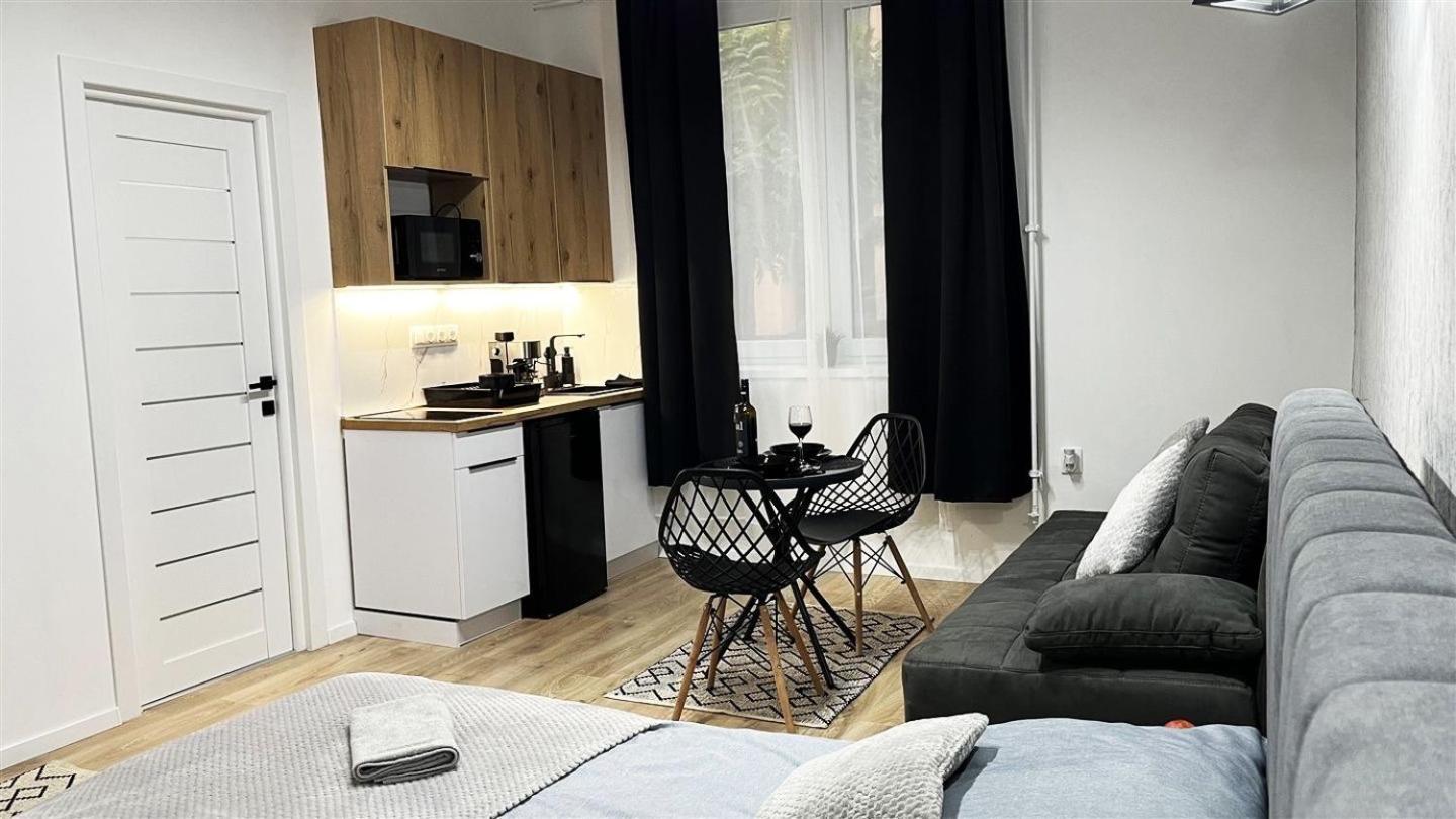 Belvarosi Lux Apartman Вашарошномийнь Екстер'єр фото